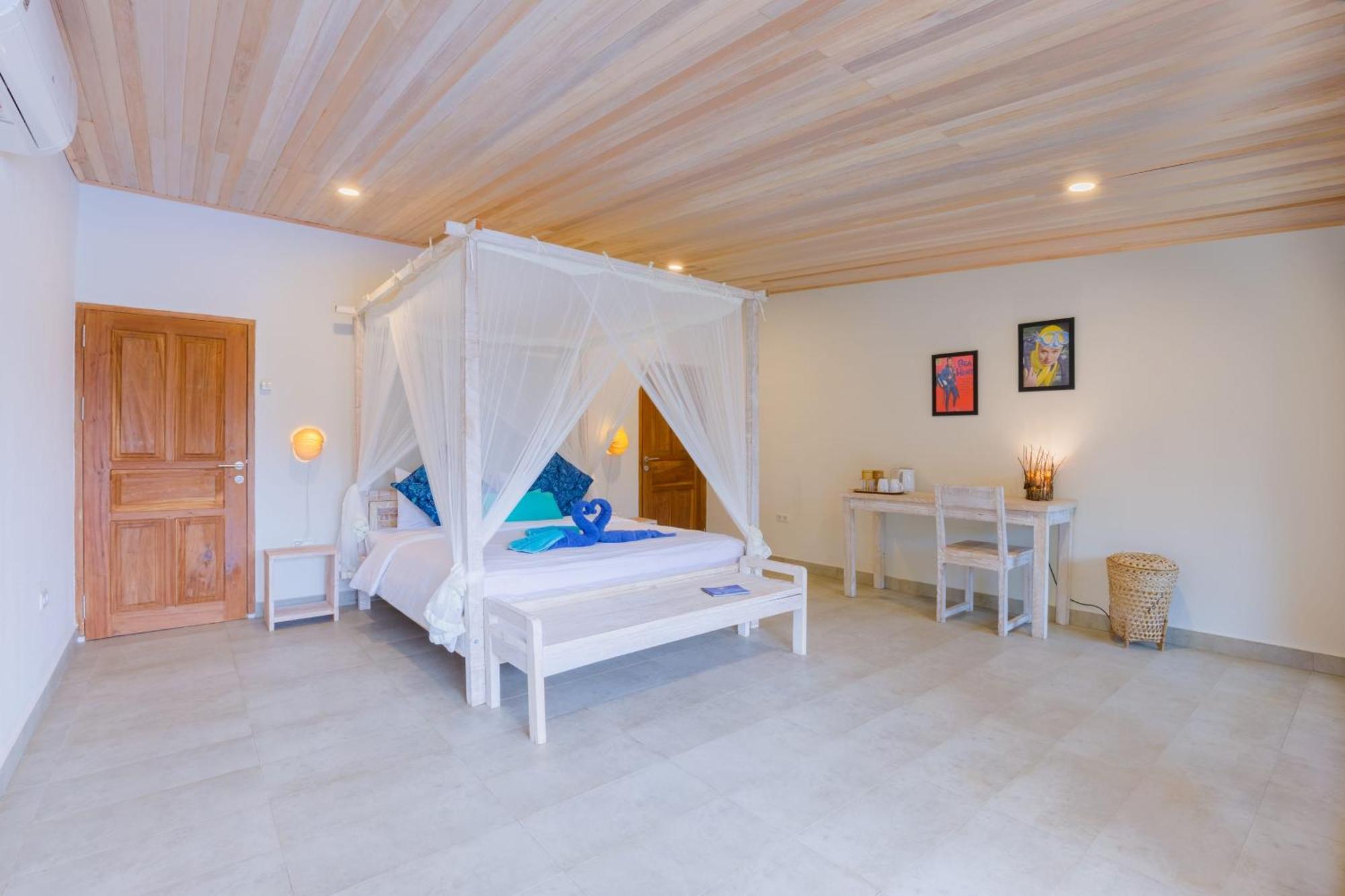 Thalassa Dive Resort Lembeh Airtembaga Bagian luar foto