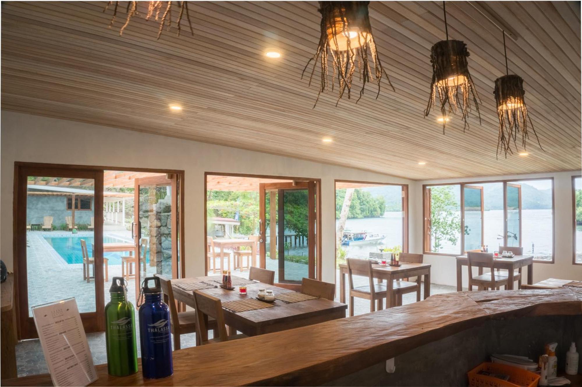 Thalassa Dive Resort Lembeh Airtembaga Bagian luar foto